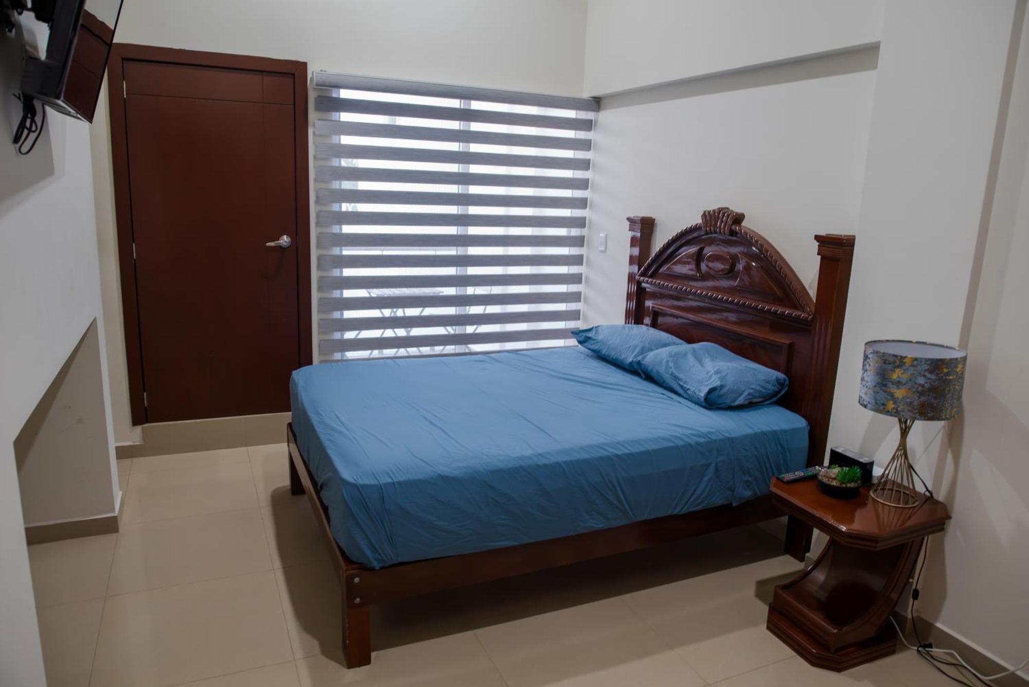2Br-3Ba Condo Block From Beach W Rooftop Jacuzzi Mazatlan Bagian luar foto